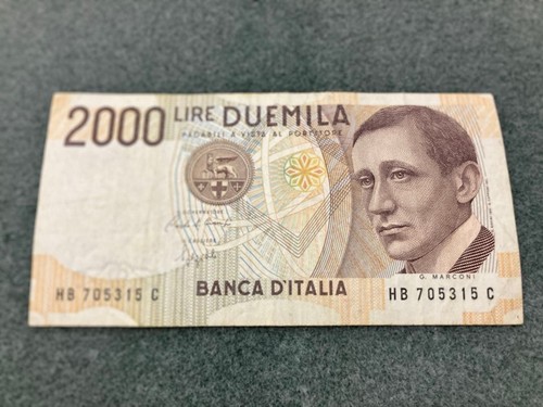Vecchia banconota italiana - vecchia,